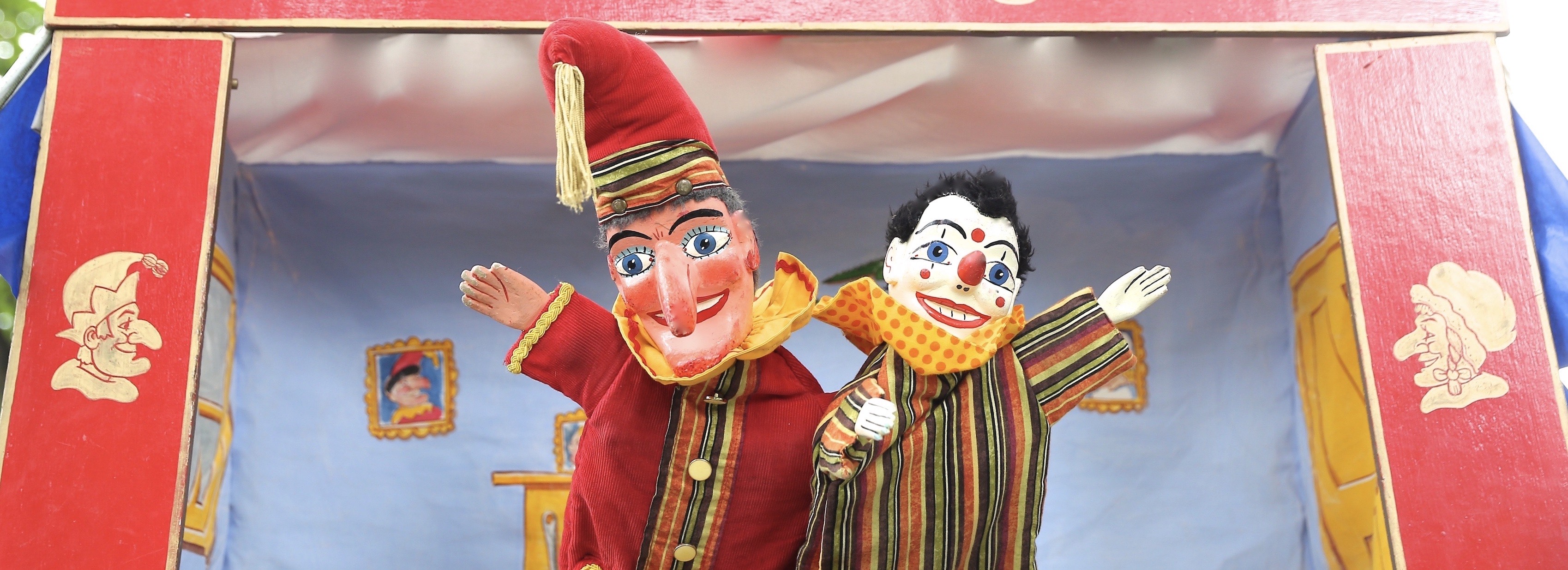 Book a kids Puppet Show Childrens PartiesLondon Sussex Kent Essex